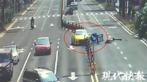 交警事故爆料流程视频大全,揭秘事故处理全流程 第3张 交警事故爆料流程视频大全,揭秘事故处理全流程 第3张