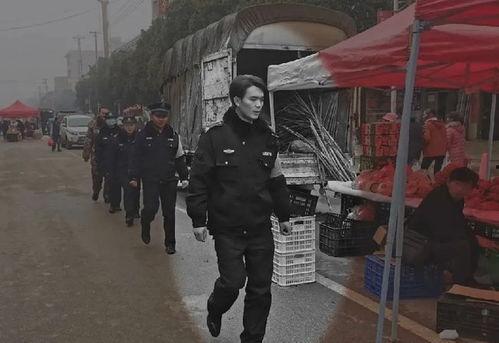 辅警爆料打架视频真实,还原街头激烈打斗现场，真相令人震惊