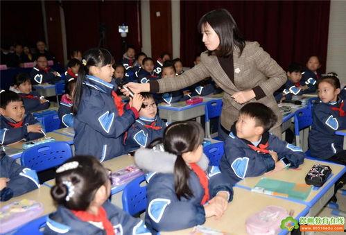 徐州小学爆料事件最新,真相揭开,家长教师关系再引热议 第3张 徐州小学爆料事件最新,真相揭开,家长教师关系再引热议 第3张
