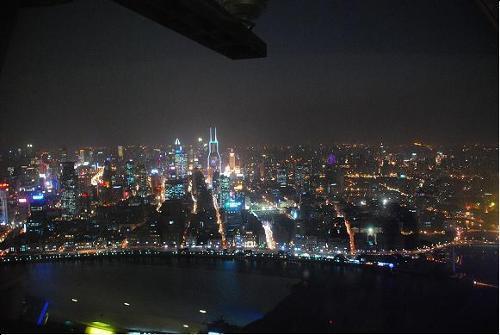 不眠城之夜在线观看,沉浸式揭秘都市夜生活奇观 第3张 不眠城之夜在线观看,沉浸式揭秘都市夜生活奇观 第3张