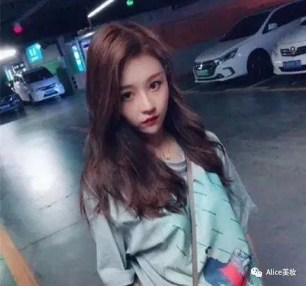 网红陈妮妮吃瓜图片高清,高清美图曝光引网友热议 第3张 网红陈妮妮吃瓜图片高清,高清美图曝光引网友热议 第3张